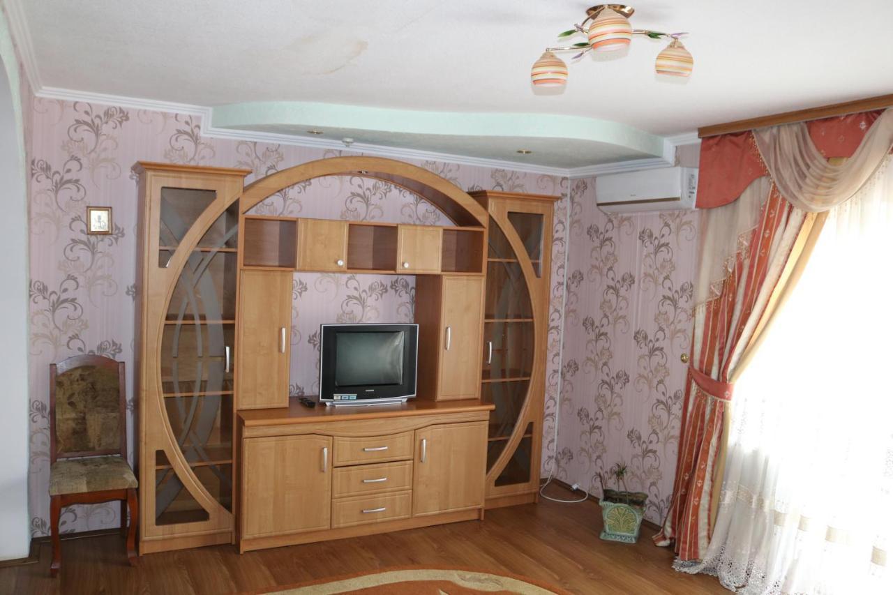 Tyachiv Готель ***Феєрія מראה חיצוני תמונה